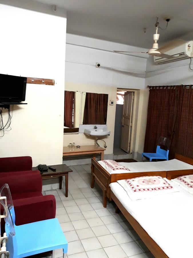 Chaiti Lodge - Santiniketan Bolpur Exterior foto