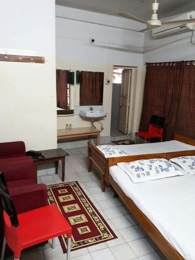Chaiti Lodge - Santiniketan Bolpur Exterior foto