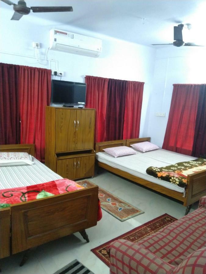 Chaiti Lodge - Santiniketan Bolpur Exterior foto